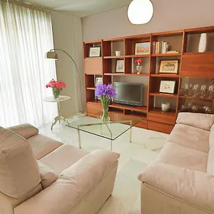  Apartment Piso Triana,